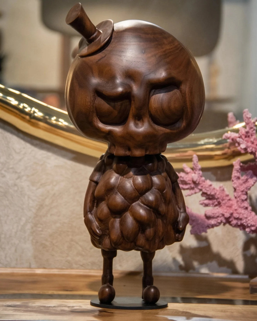Handgeschnitzte Tycoco Holzskulptur - 38 cm hoch