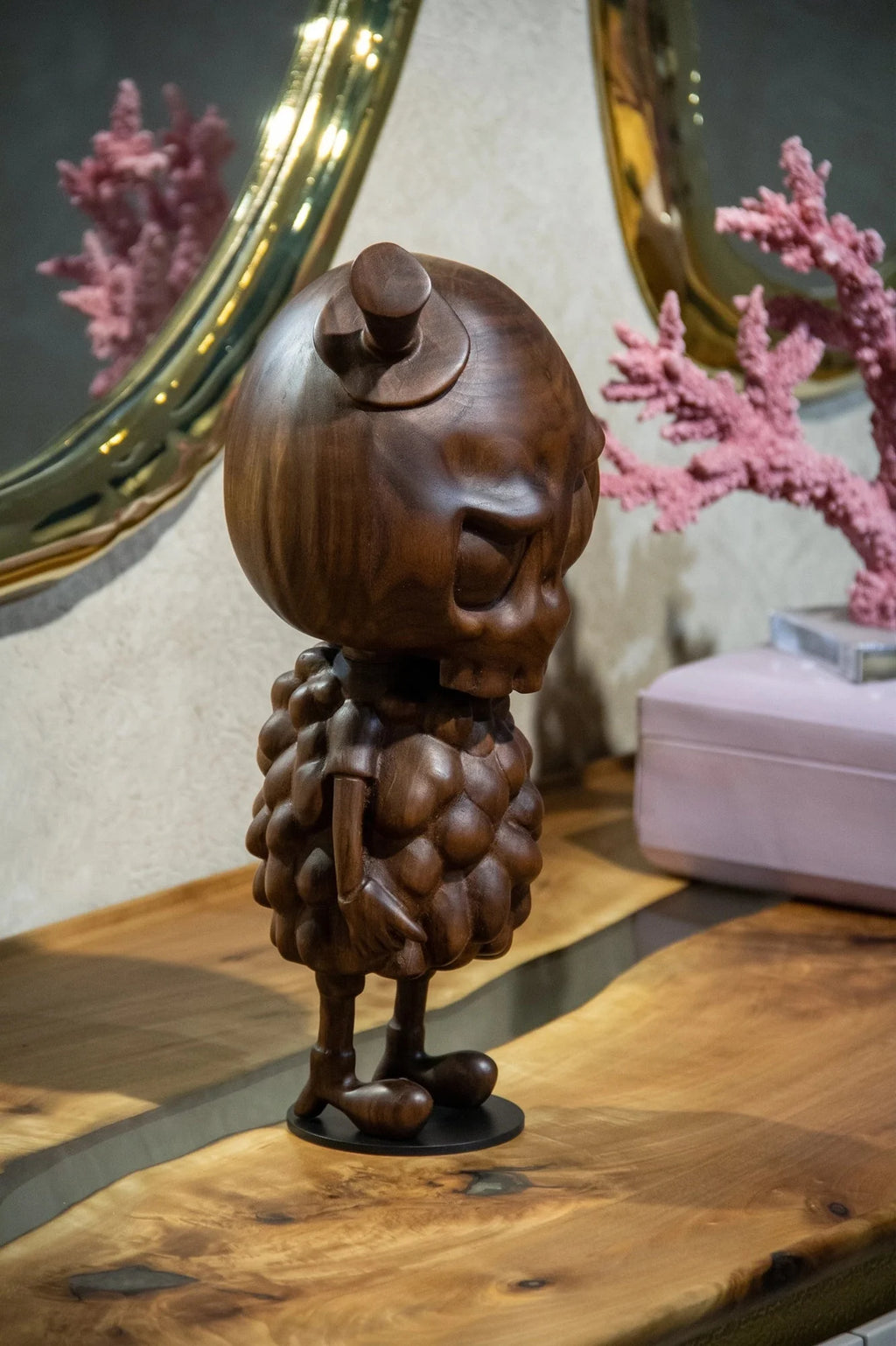 Handgeschnitzte Tycoco Holzskulptur - 38 cm hoch