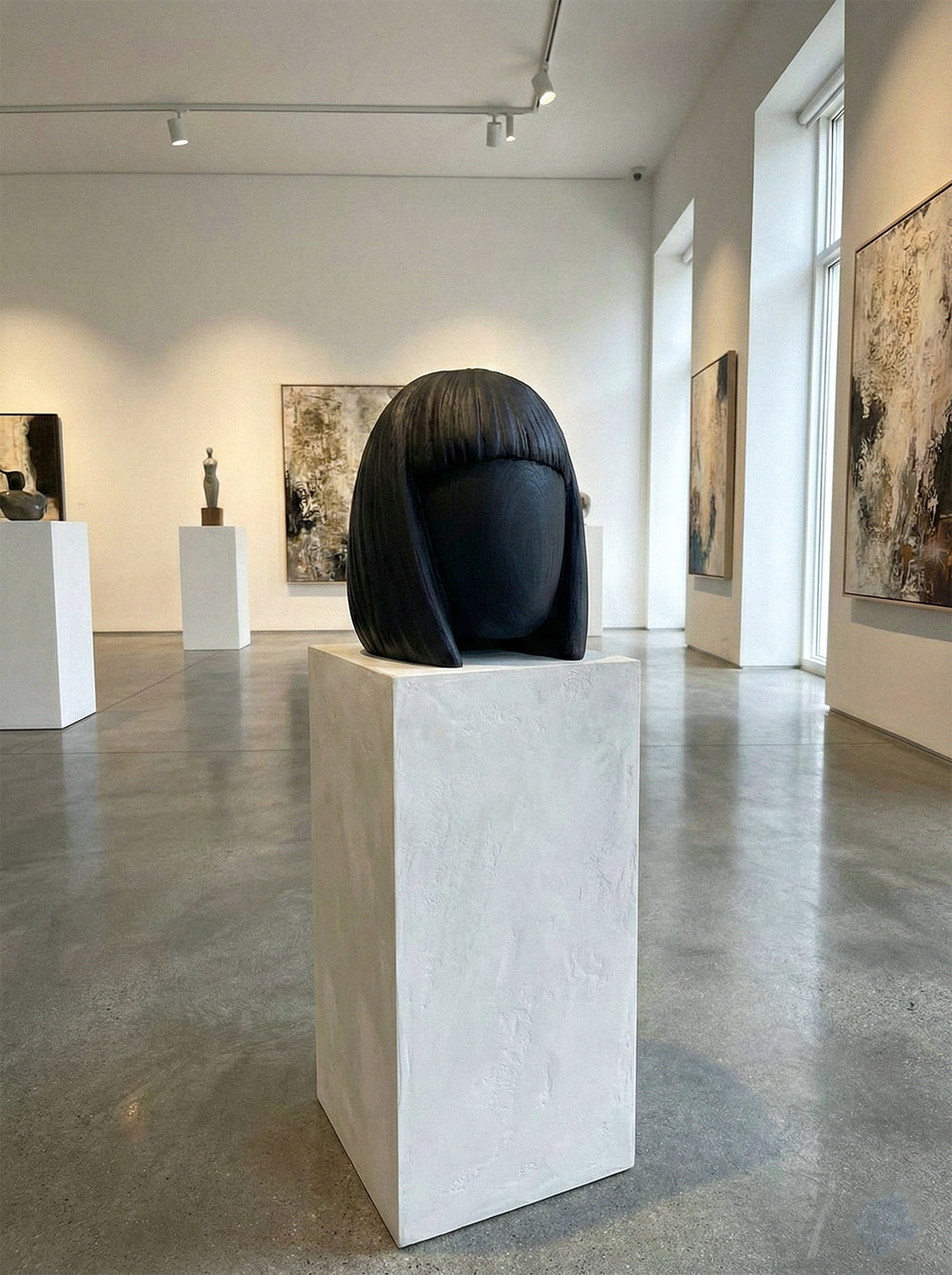 Frauenkopf-Skulptur aus Holz