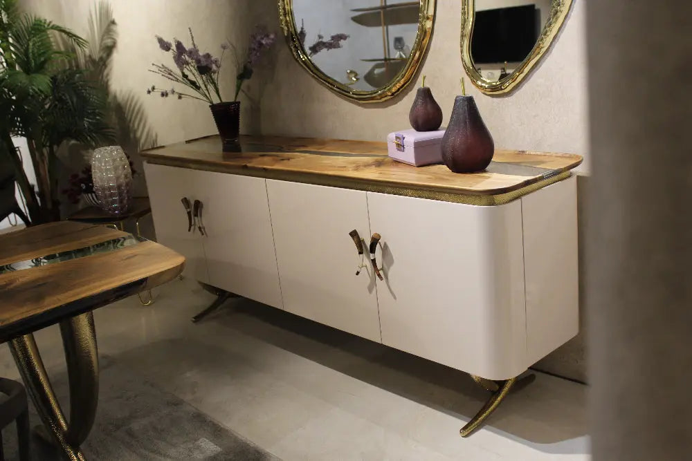 Harz- und Walnusscendenza – Modernes Sideboard | Elfenbein-Kollektion