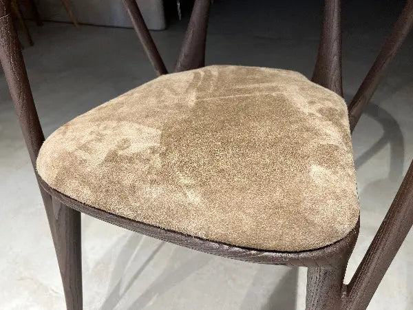 Luxuriöser Premium-Stuhl aus Massivholz-Nussbaum – italienischer Stil
